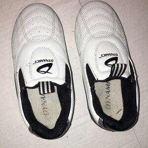 Dynamics White Slip-On Athletic Shoes